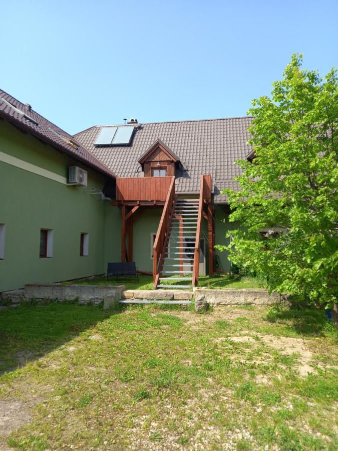 Chalupa U Kravina Rtyne v Podkrkonosi Exterior photo